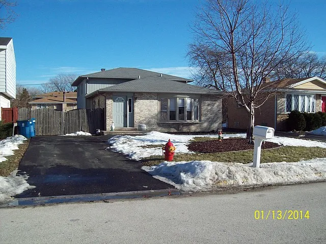 7233 Beloit Ave photo 1