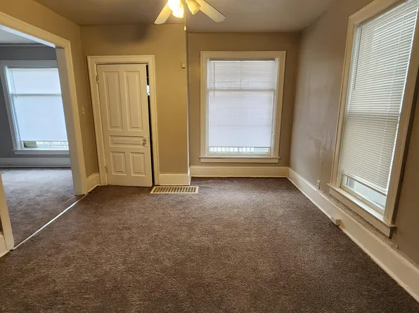 2037 N 32nd St, Milwaukee, WI 53208