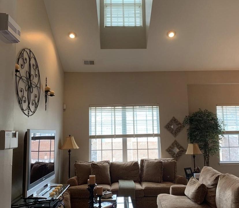Main living area (second floor)