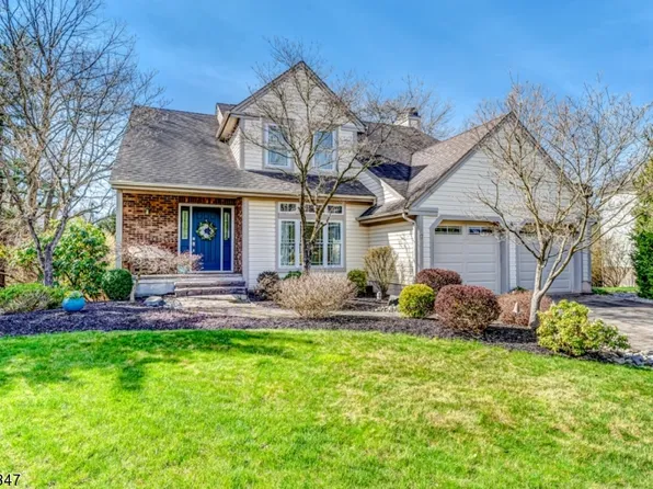 17 Creek Trail, Branchburg Twp., NJ 08876