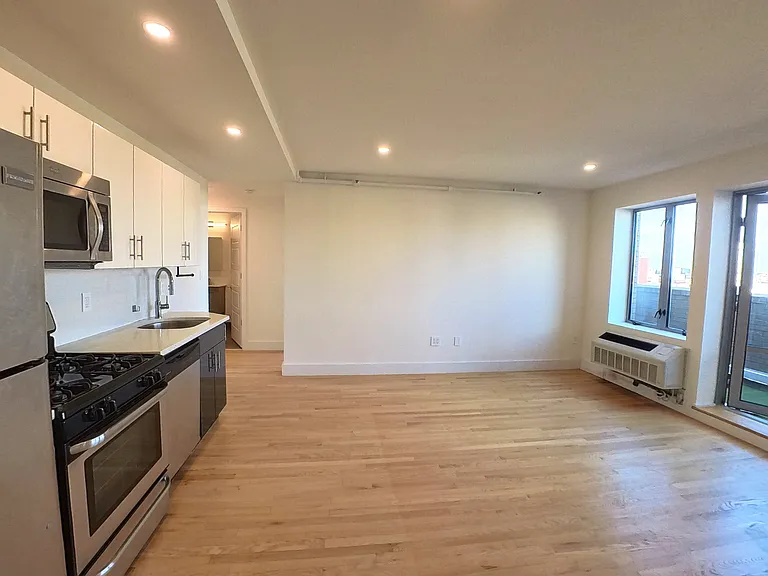 96 Steuben St #7D — Photo 1