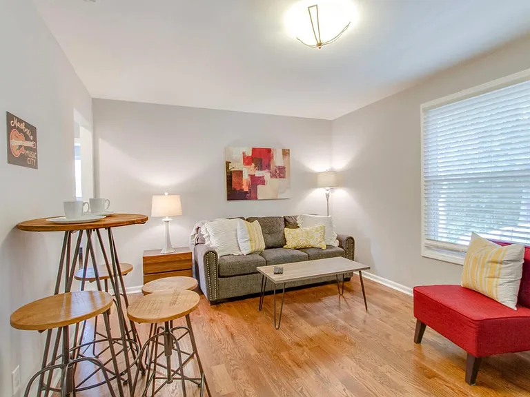 6313 Thunderbird Dr — Photo 6