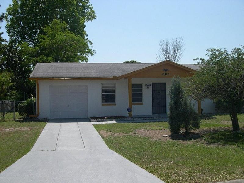 1st image of 683 Floral Dr