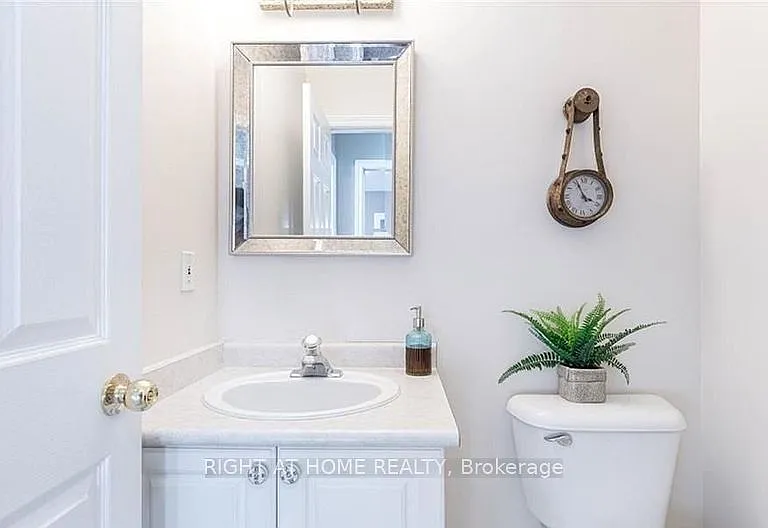 890 Guildwood Blvd — Photo 30