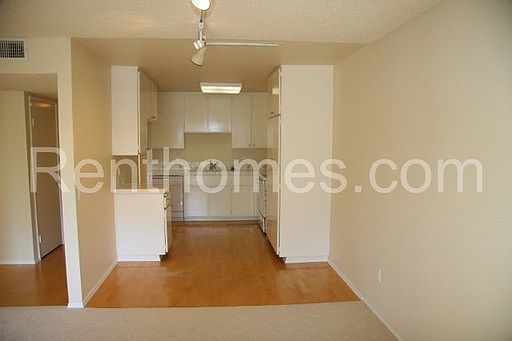 2nd image of 10207 Caminito Maguey