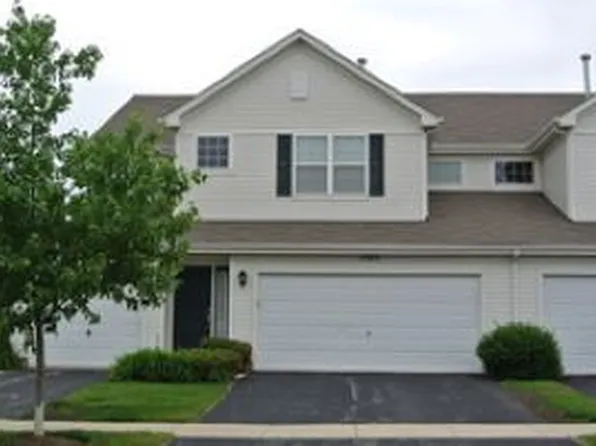 1303 Waverly Dr, Volo, IL 60020