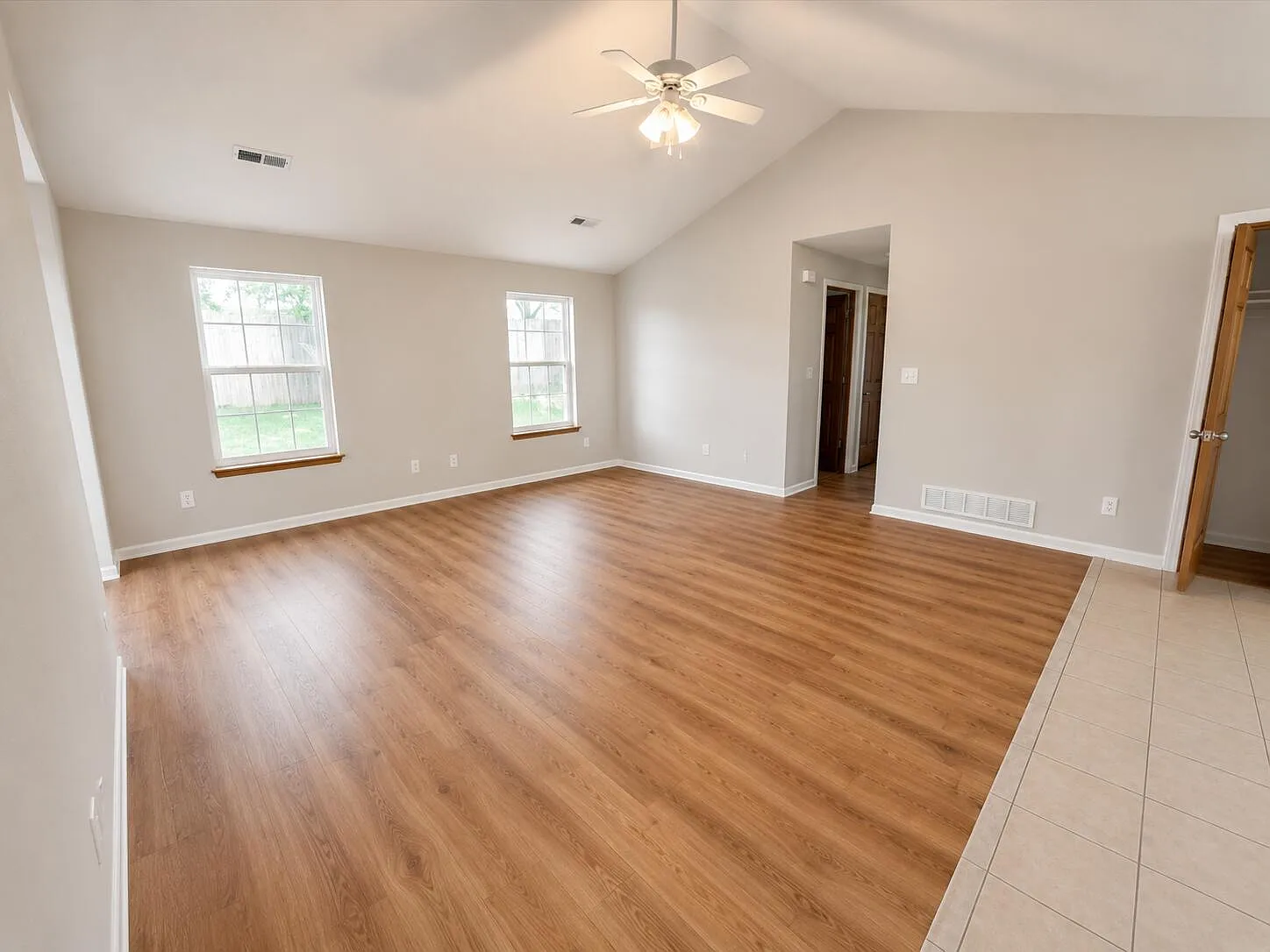 3 bed, 2.0 bath, 1418 sqft, $1,750 — Photo 4