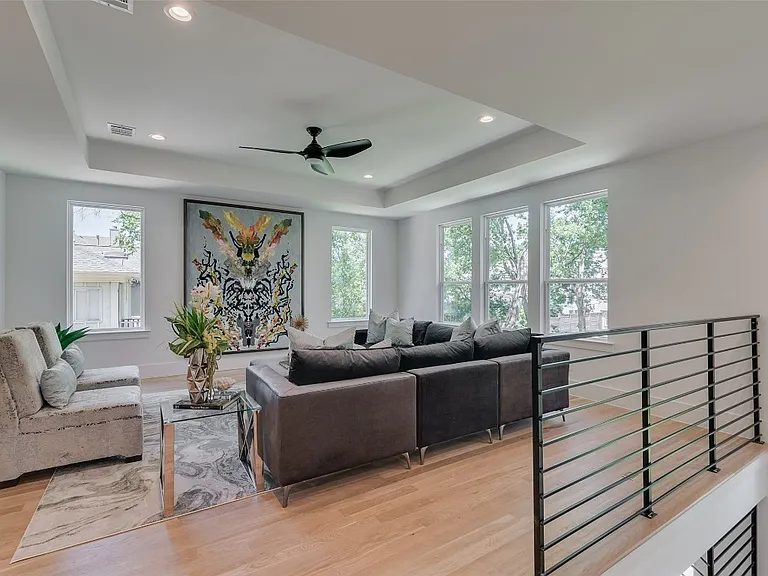 6135 Velasco Ave — Photo 13