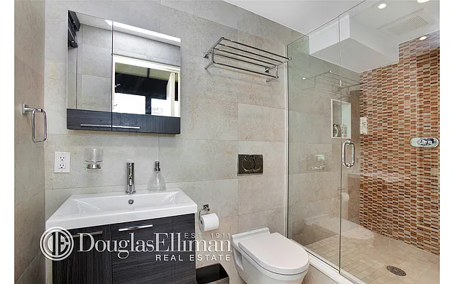 Sold by Douglas Elliman | media 20