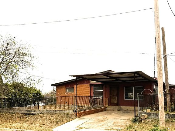 4th image of 2119 Chacon St
