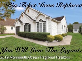 5 Pomeroy Ct, Jackson, NJ 08527