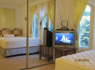 1902 Dundee Rd, Rockville, MD 20850