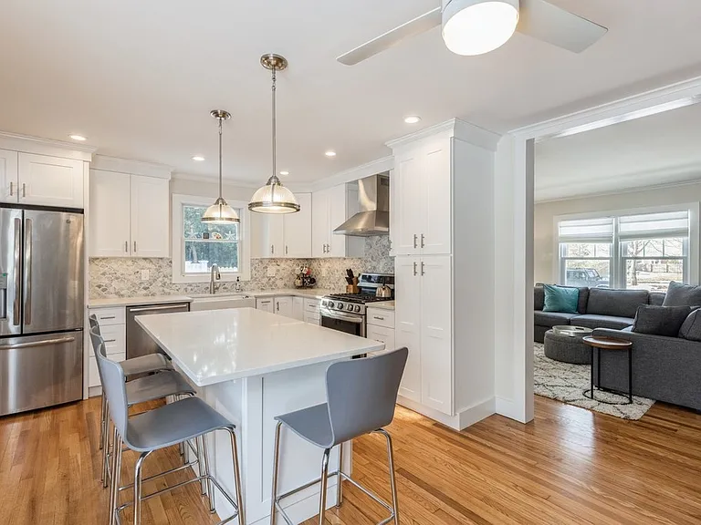 24 Woodland Ave — Photo 4