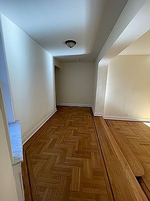 4th image of 331 E 71st St #4A