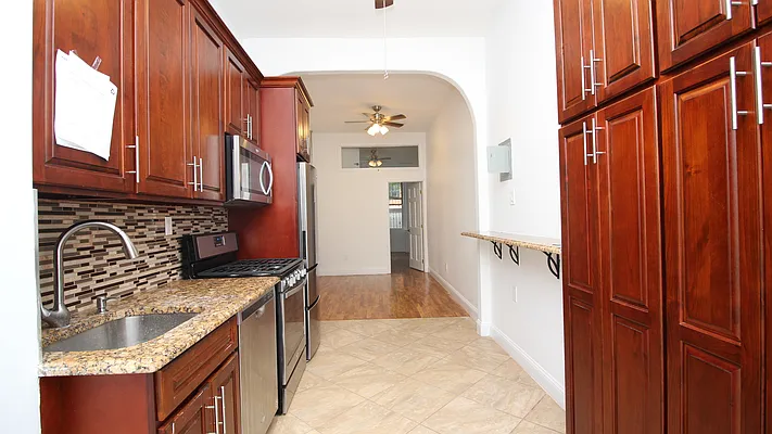 Rented by Nooklyn NYC LLC | media 1