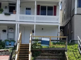 142 W Ruddle St, Coaldale, PA 18218