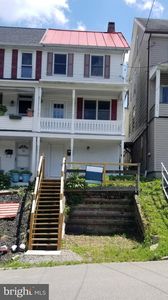 142 W Ruddle St, Coaldale, PA, 18218