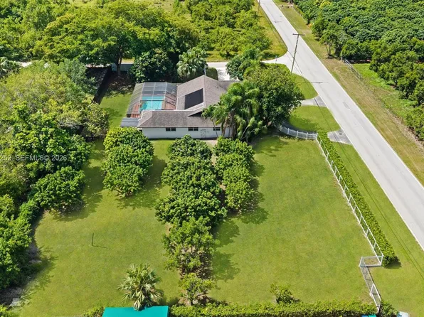 23595 SW 152nd Ave, Homestead, FL 33032