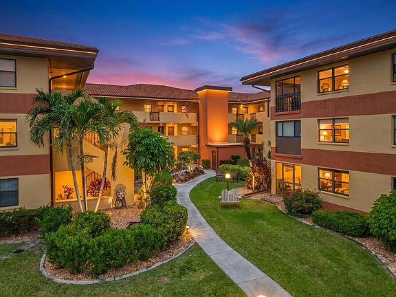 2nd image of 6146 Whiskey Creek Drive