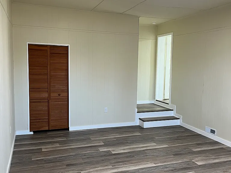 4947 Trinity Blvd — Photo 11