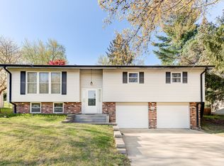 644 Rebecca Dr, Saint Charles, MO 63301