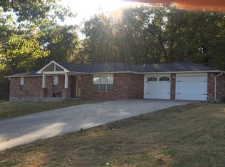 18060 Hereford Rd, Neosho, MO 64850