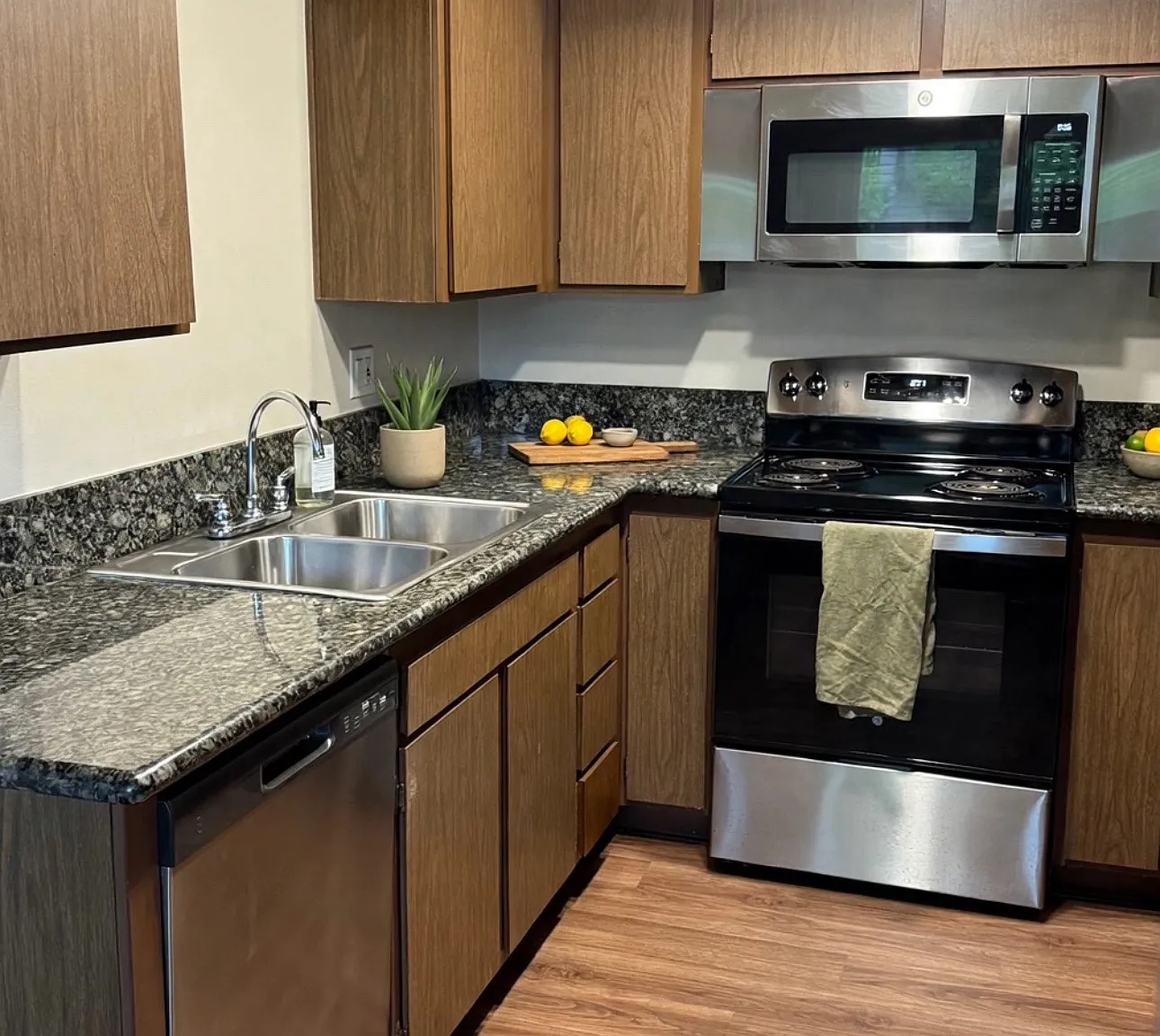 1 bed, $2,195 — Photo 1