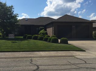 1120 Pintail Ct, Columbus, IN 47201