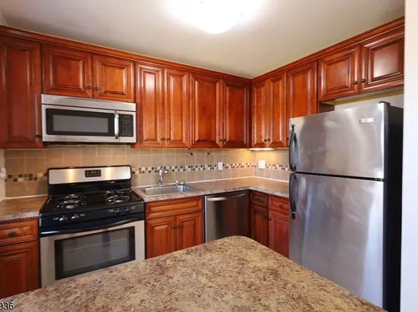 412 Morris Ave #Aveunit34-34, Summit, NJ 07901
