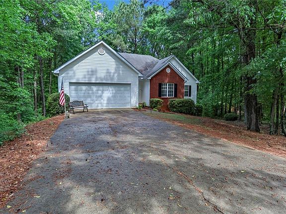 3rd image of 237 Clearwater Dr