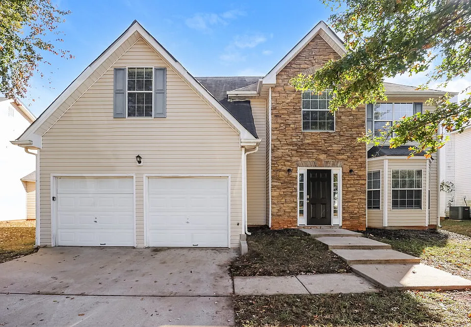 275 Vaness Dr