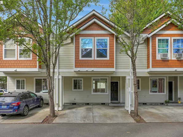 1117 NE Perl Way, Hillsboro, OR 97006
