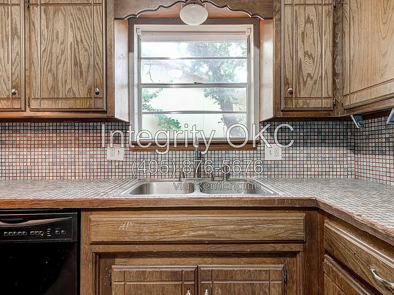 5233 Coble St — Photo 28
