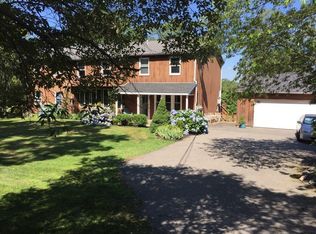 64 Mitchell Rd, Portsmouth, RI 02871