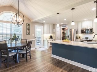 6820 Oviedo Dr, Raleigh, NC 27603