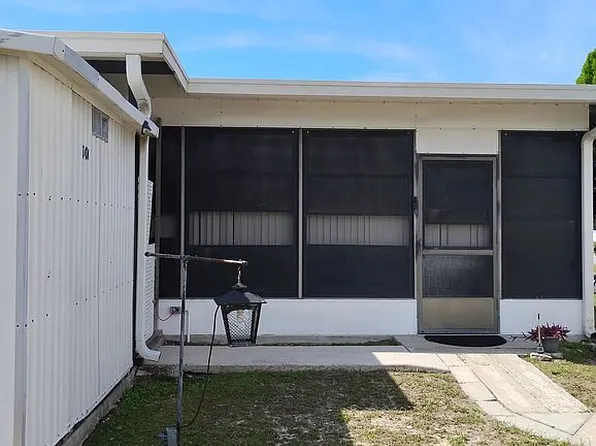 28229 County Road 33 #W50, Leesburg, FL 34748