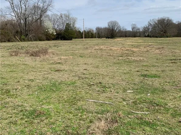 Reed Ln, Alma, AR 72921