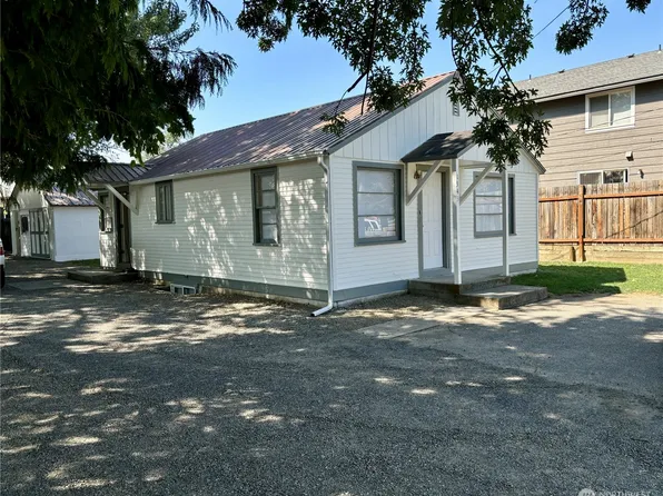 1343 Maple Street, Wenatchee, WA 98801