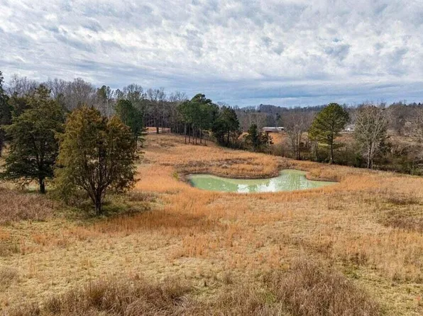 444 Old Parksville Rd NE, Cleveland, TN 37323