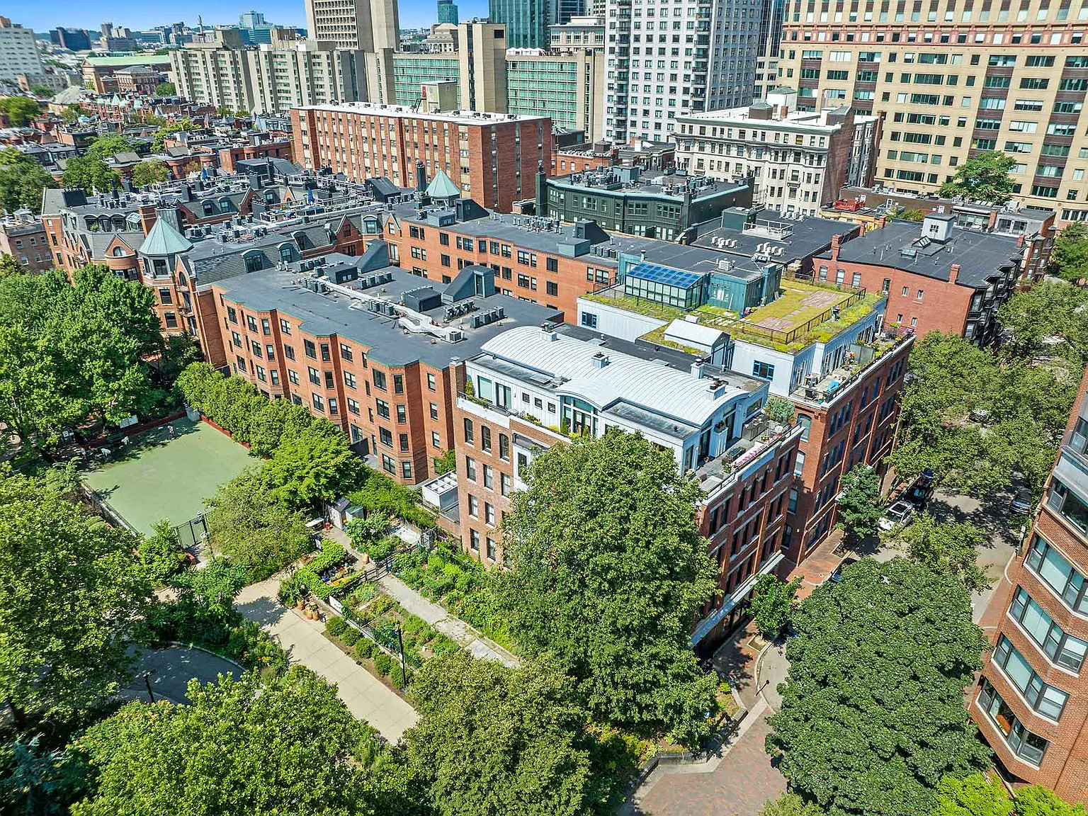 Garrison Square — Photo 2