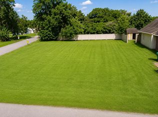 801 Flambant Dr, Broussard, LA 70518