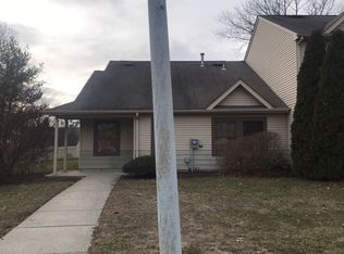 400 Daffodil Dr, Jackson, NJ 08527