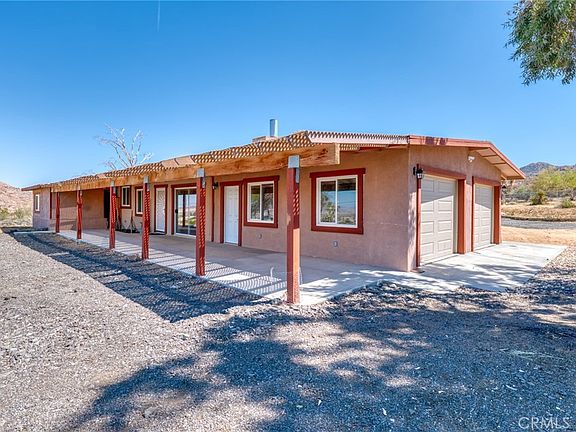 4th image of 61375 Latham Trl