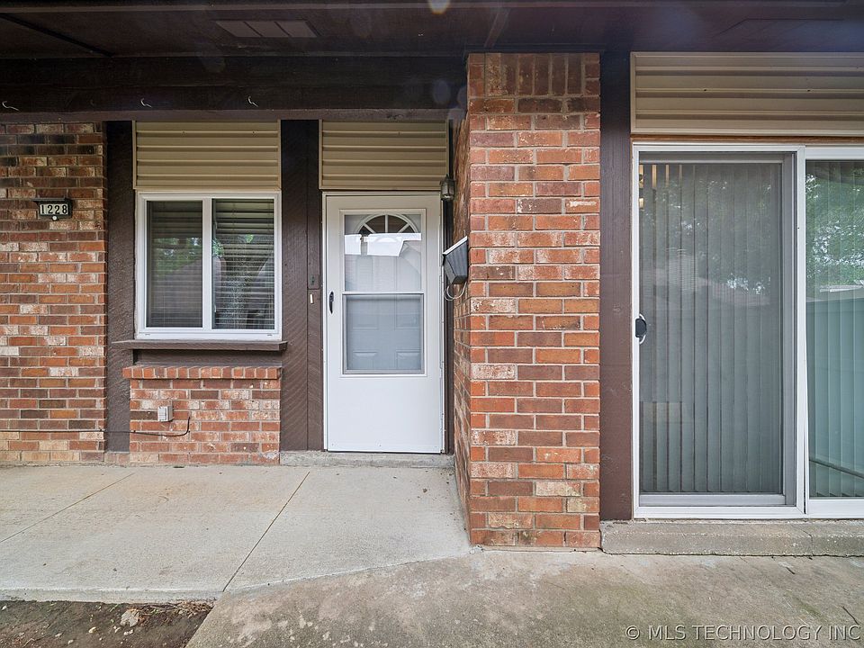 1228 S 110th East Ave #2C, Tulsa, OK 74128 | Zillow