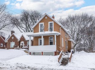 835 Clarke Dr, Dubuque, IA 52001