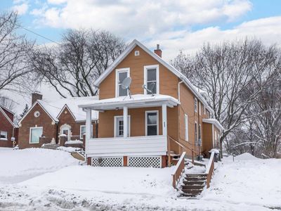 835 Clarke Dr, Dubuque, IA, 52001
