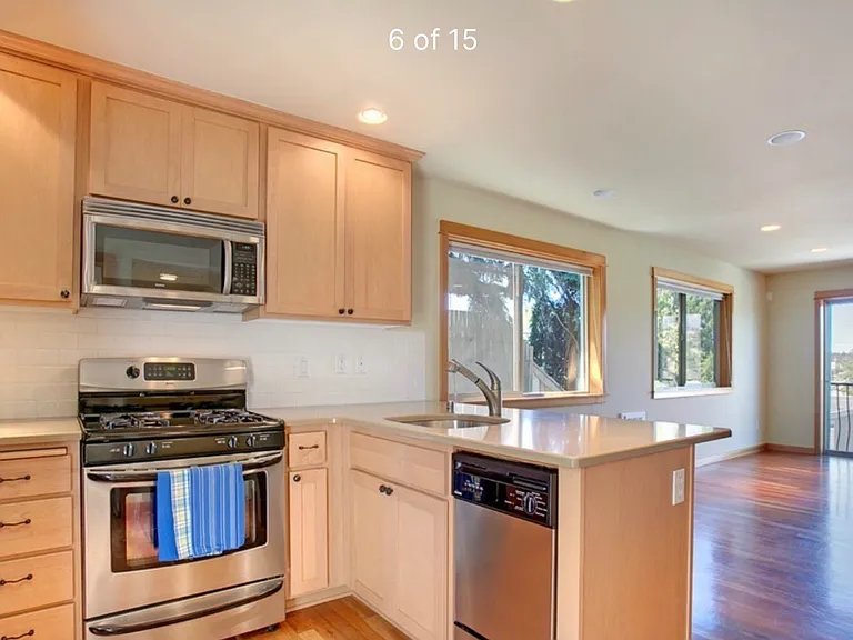 624 W Emerson St #B — Photo 7