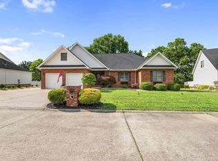 235 Winesap Way, Ona, WV 25545