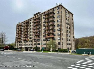 1000 Clove Rd APT 7L, Staten Island, NY 10301