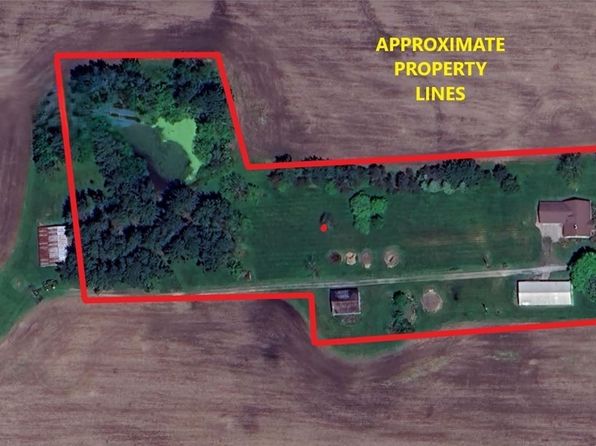 8172 Kansas Rd, Lowellville, OH 44436